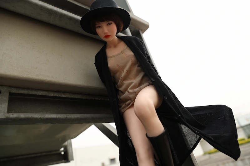 Upward-angle-mini-doll-sex-si60cm-s-reka