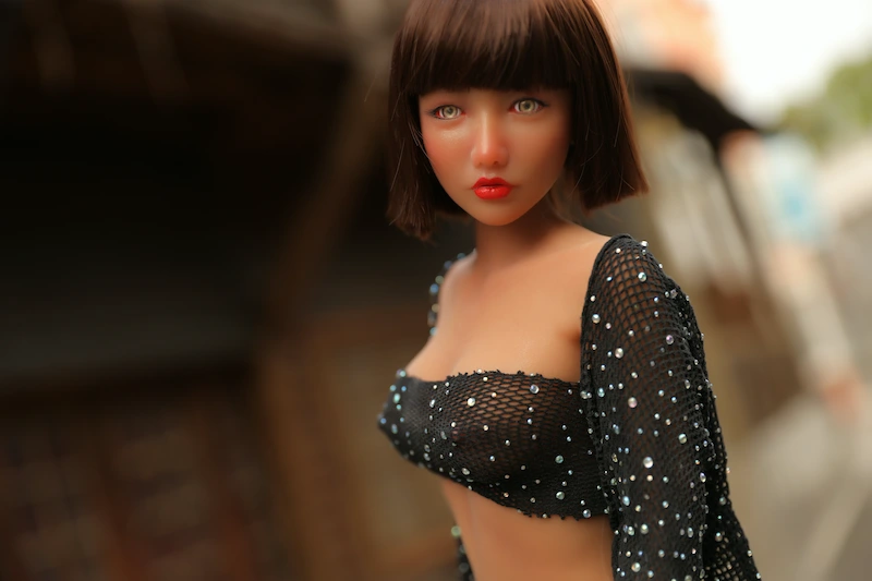 Realistic-mini-sex-doll-si60cm-m-yuka-head-close-up-1