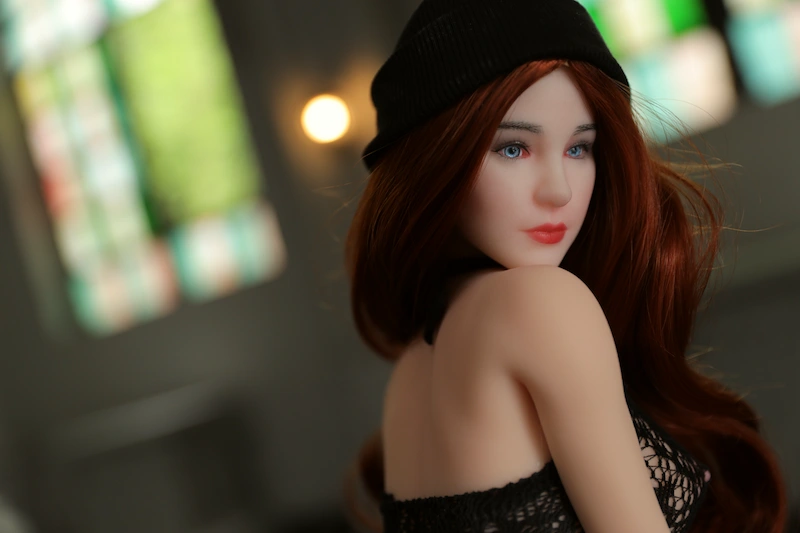 Realistic-mini-sex-toy-si60cm-l-mani-side-upper-body