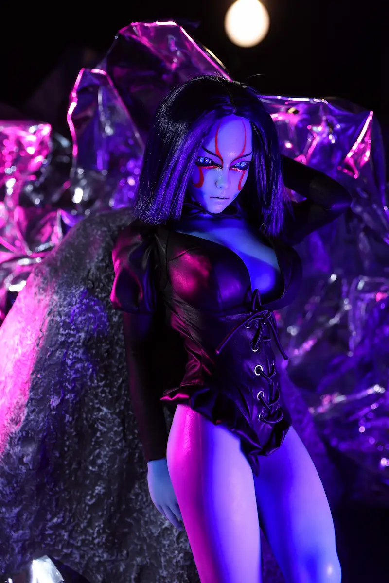 Lifelike-mini-sex-doll-si60cm-l-momoko-leaning-on-rock