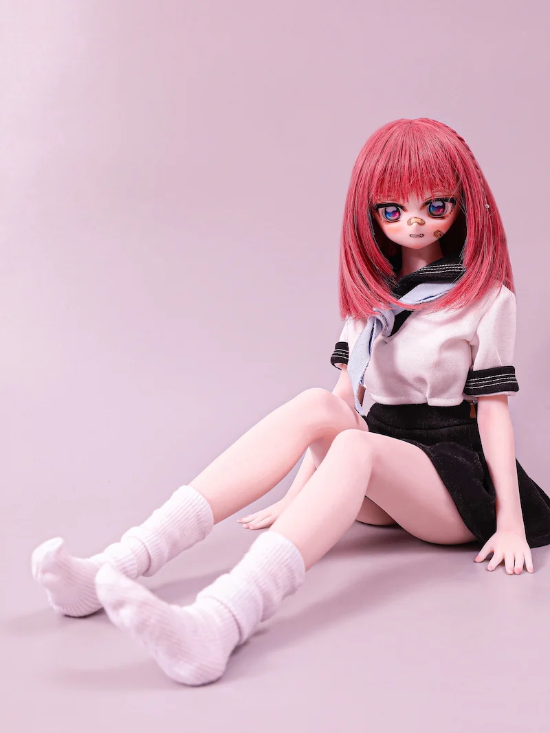 Cute-mini-sex-doll-sitting-on-floor-J60cm-Zapata