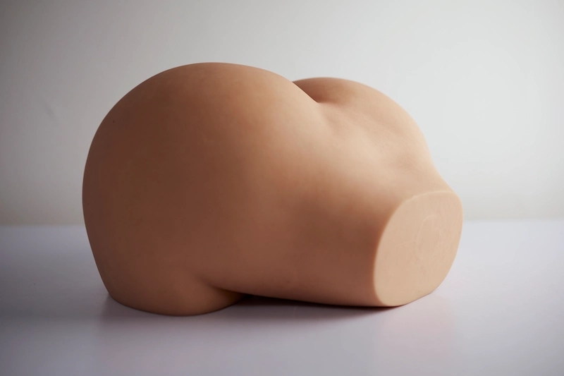 Big-butt-sex-torso-rs-6-yellow-doggy-side-view