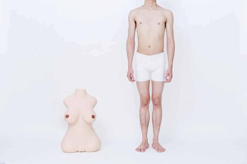 Half-sex-torso-toy-round-thigh-yellow-height-comparison-with-man