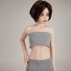 11. Short-straight-brown-hair(Same as photos)