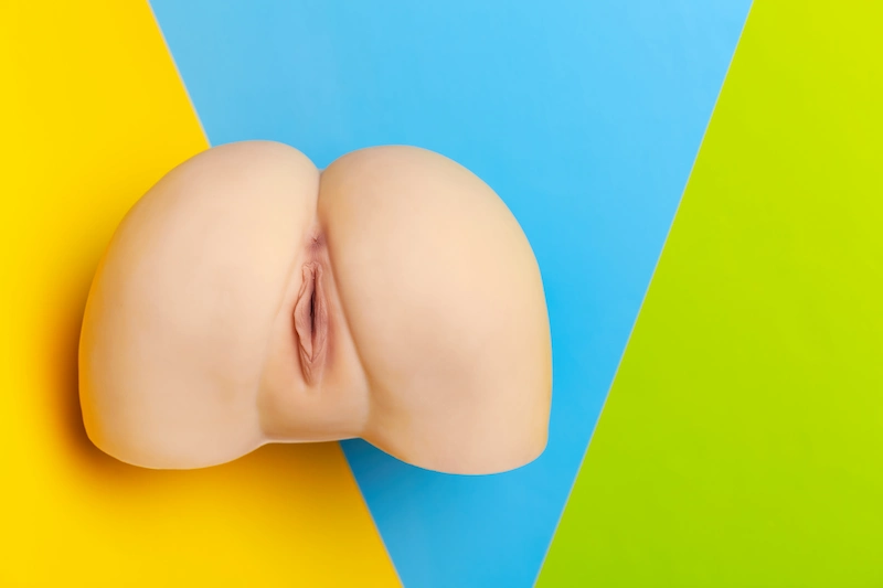 Realistic-sex-torso-r2-yellow-back-angle-view
