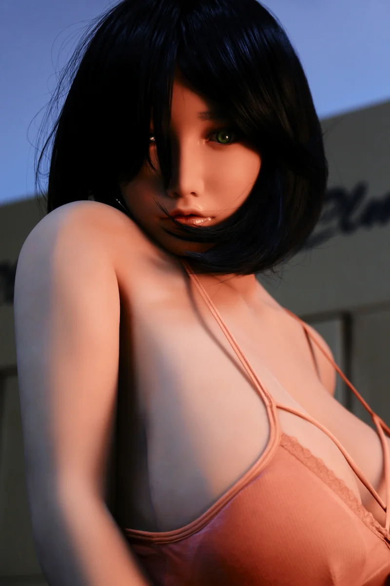 Hyper-realistic-sex-doll-ad158cm-l-fukada-head-display
