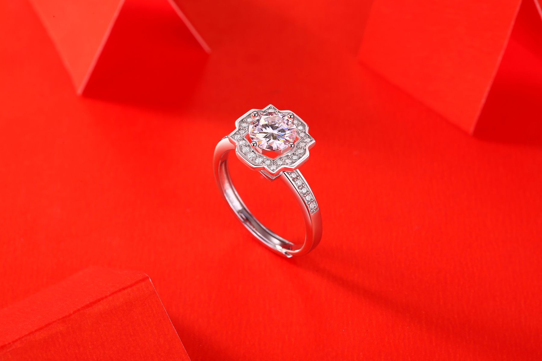 Charming 925 Sterling Silver Diamond Wedding Ring
