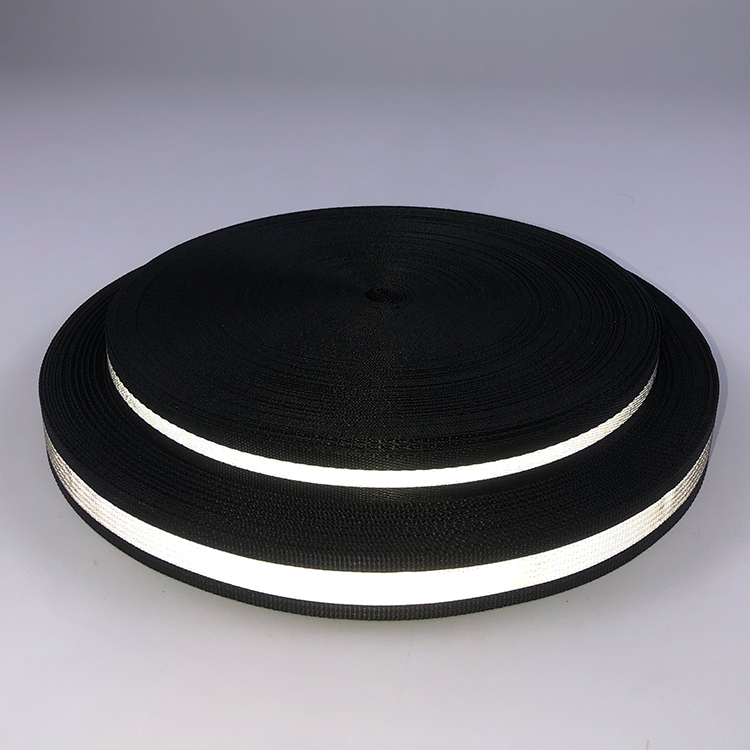 Polyester reflective webbing