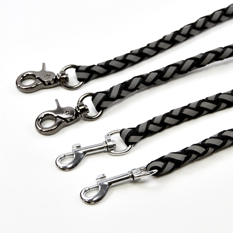 定制反光狗牵引绳 1.5-2.5m 长带反光宠物牵引绳绳涤纶宠物狗牵引绳带钩泡沫手柄