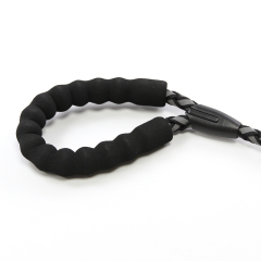 定制反光狗牵引绳 1.5-2.5m 长带反光宠物牵引绳绳涤纶宠物狗牵引绳带钩泡沫手柄