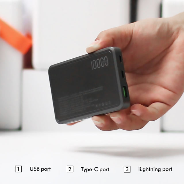 22.5W Super Fast Charge Shockproof&amp;Fire-Resistant 10,000mAh Power Bank RC-PD54