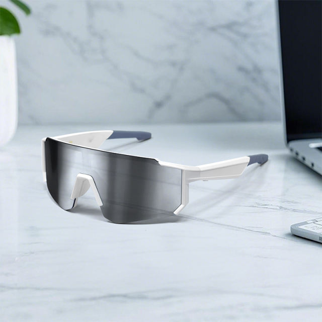 AI Smart Glasses – Bluetooth 5.4, Real-Time Translation, Remote Photo Capture, Voice Assistant, UV400 Outdoor Eyewear RC-SG002