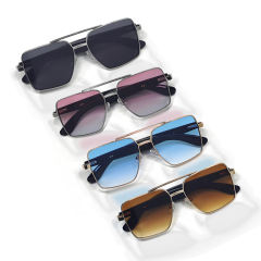 Smart AI Translator Bluetooth Sunglasses with Music Playback, Hands-Free Calling, UV400 Protection, Touch Control & Magnetic Charging, RC-SG008