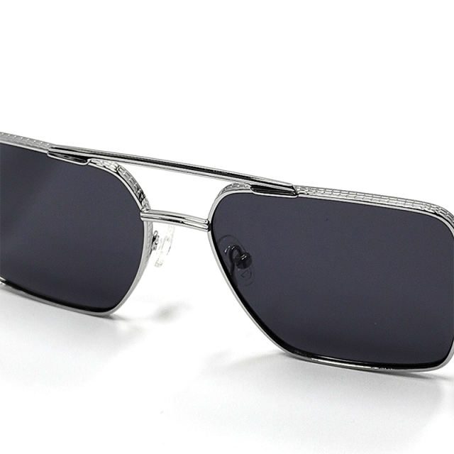 Smart AI Translator Bluetooth Sunglasses with Music Playback, Hands-Free Calling, UV400 Protection, Touch Control & Magnetic Charging, RC-SG008