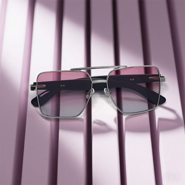 Smart AI Translator Bluetooth Sunglasses with Music Playback, Hands-Free Calling, UV400 Protection, Touch Control & Magnetic Charging, RC-SG008