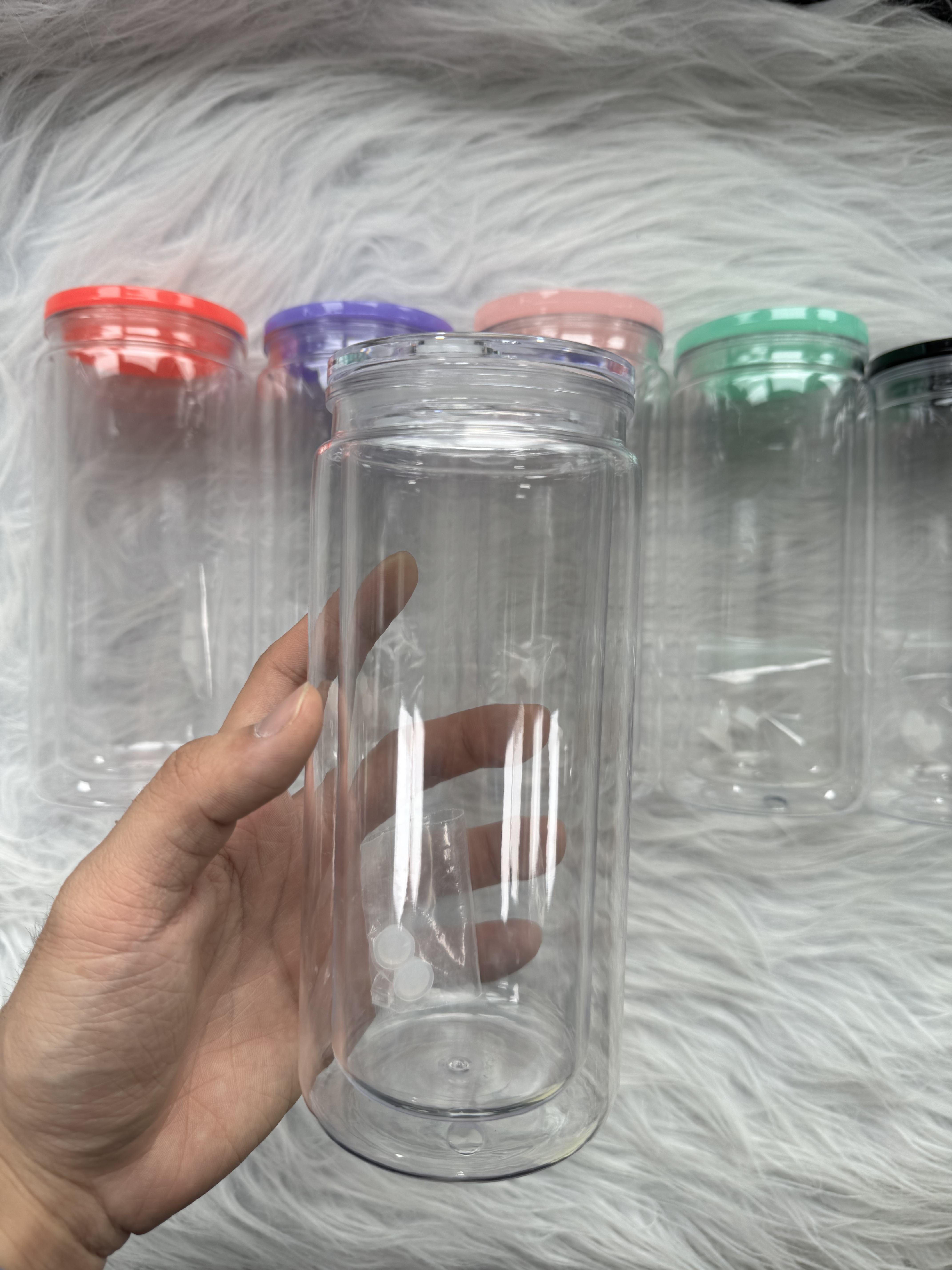 KOCDAM 25/50 Pack 16oz Snowglobe Double Walled Plastic Cups With Colors Plastic Lids And Colors Plastic Straw