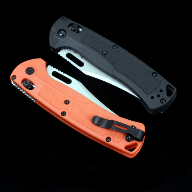 Benchmade 15535 Hunt Taggedout AXIS  CPM-154 Blade Folding Knife