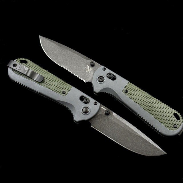 Benchmade 430 430SBK Redoubt AXIS Folding Knife 3.55" CPM-D2