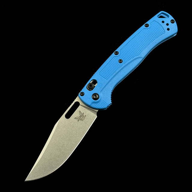 Benchmade 15535 Hunt Taggedout AXIS  CPM-154 Blade Folding Knife