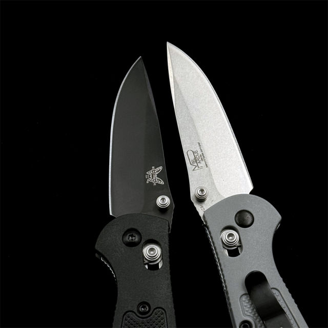 BM 556 Griptilian AXIS Folding Knife