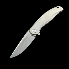 silvery，