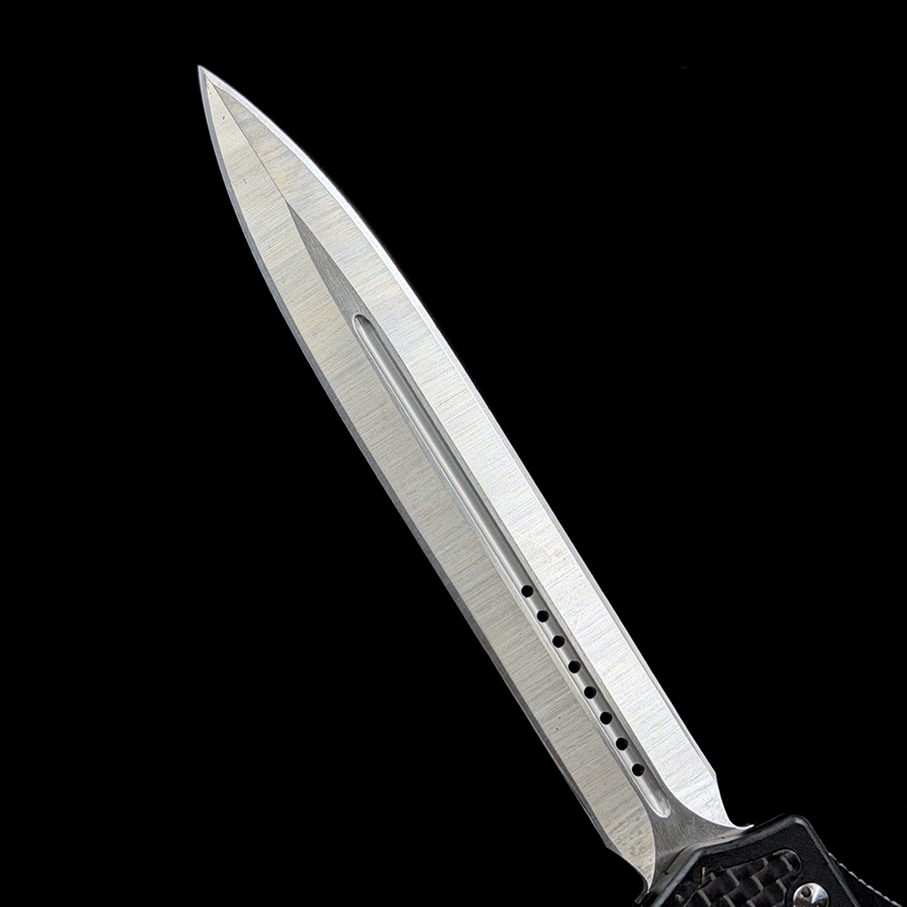 MT Makora II OTF 4.25" D2 Blade, Aluminum Handles knives