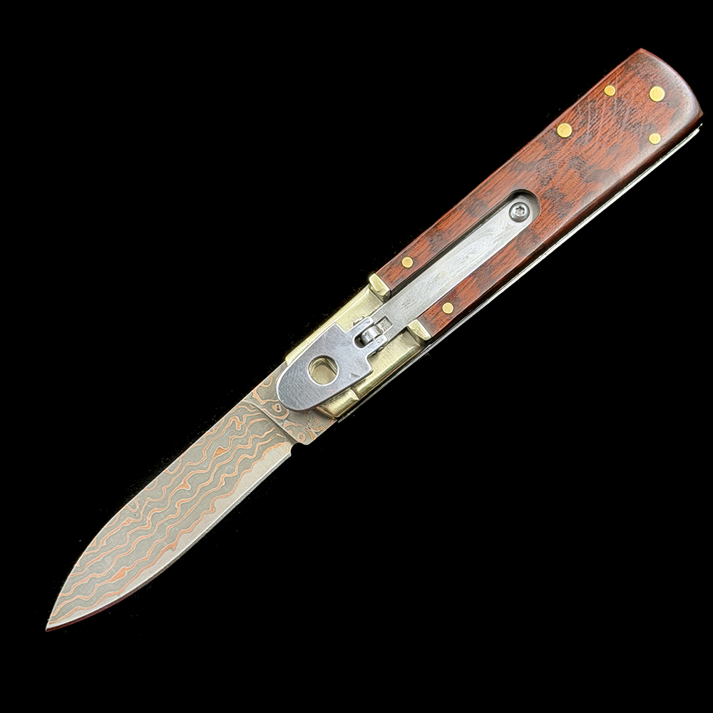 leverletto Round handled Akc classical jumping knife