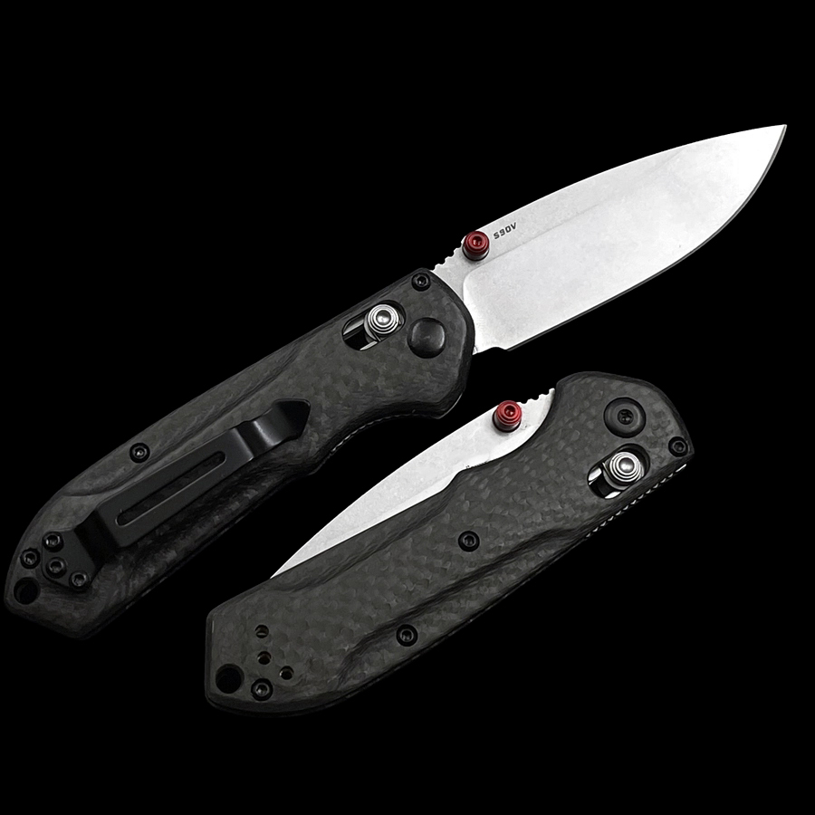 BM Mini 565-1 Freek Carbon Fiber AXIS Folding Knife