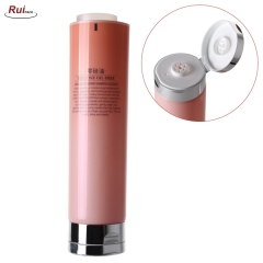New Design Glossy PE tube with Exclusive Head RP-TBPT32