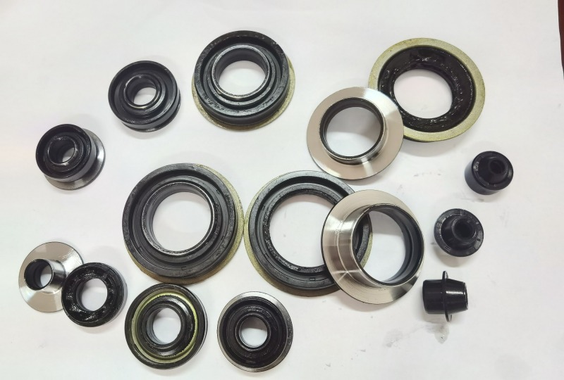 Rice transplanter Seals