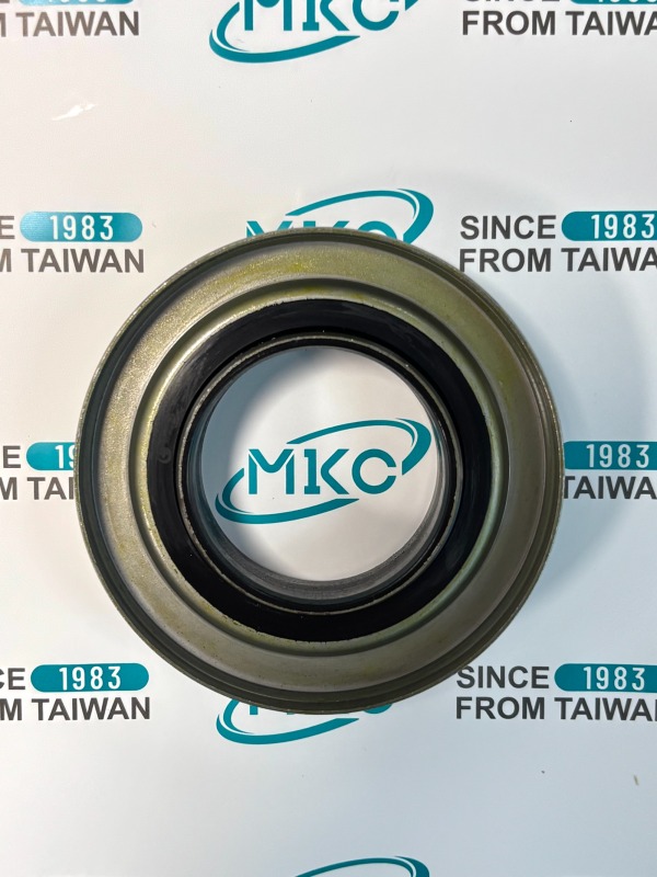 Harvester Track Roller Oil Seal 5T072-23850MKC