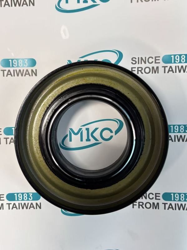 Harvester Track Roller Oil Seal 58813-16450MKC