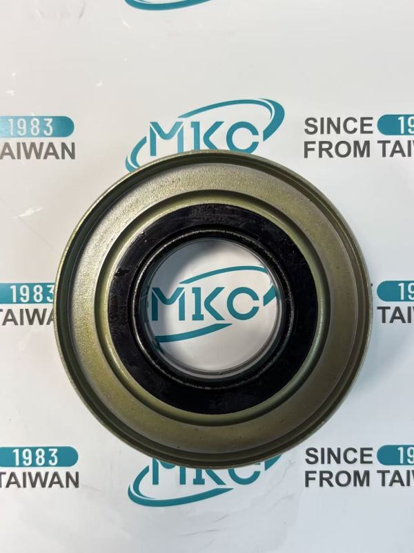 Harvester Track Roller Oil Seal 5T070-23210MKC