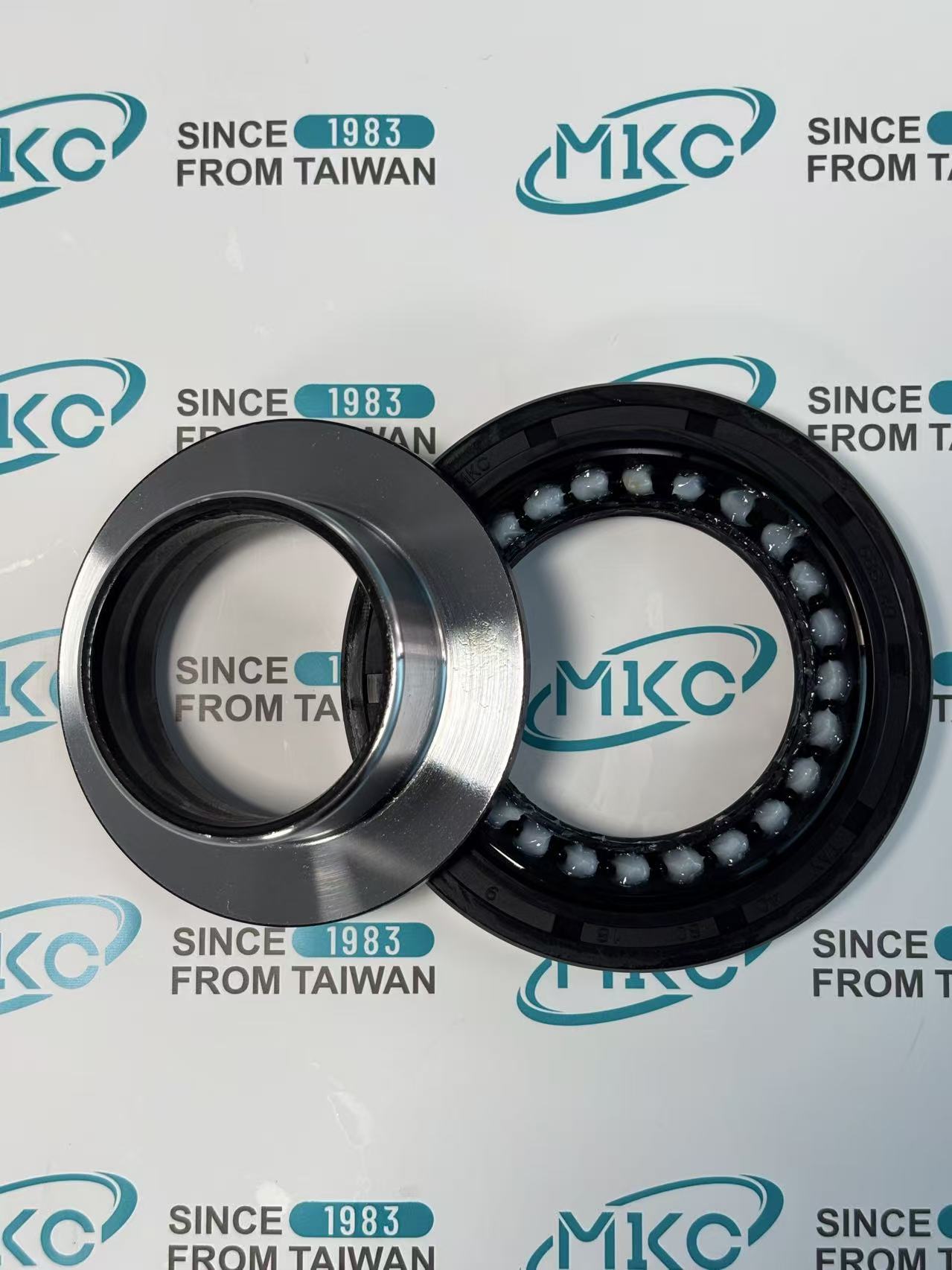 Harvester Track Roller Oil Seal 58813-16450MKC