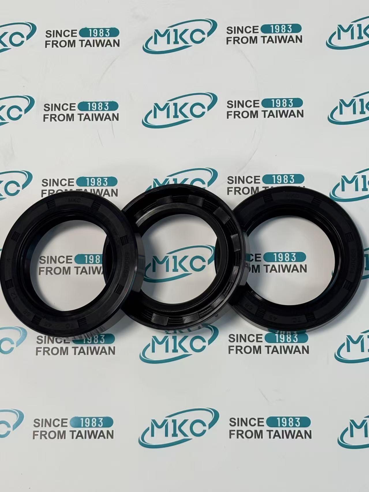 TC Oil Seal 09500-45690MKC OEM AE2668A