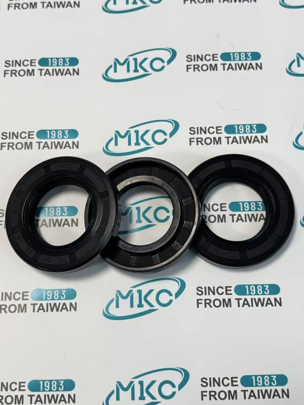 TC Oil Seal 09500-30528MKC OEM AE1720E