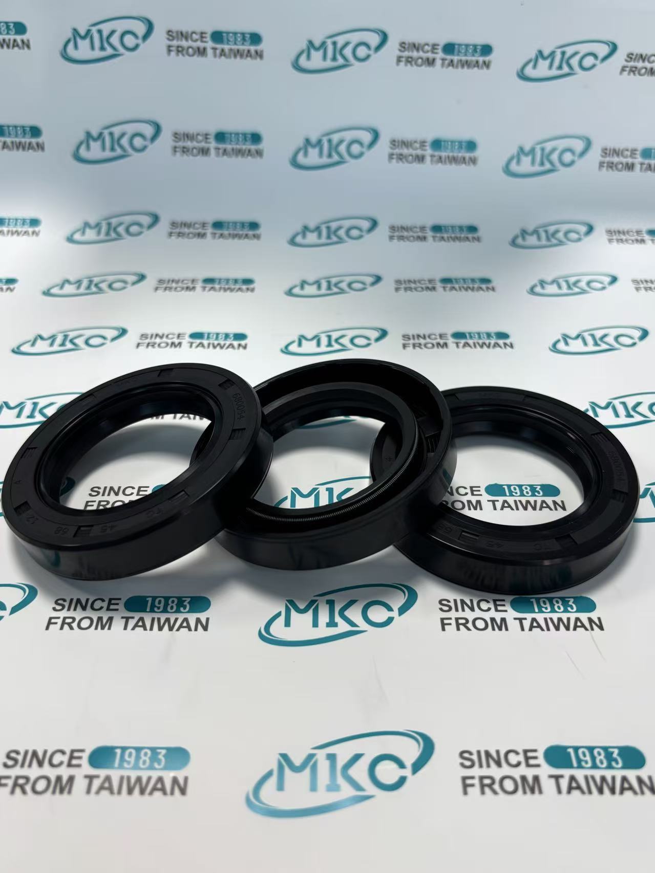 TC Oil Seal 09500-45690MKC OEM AE2668A