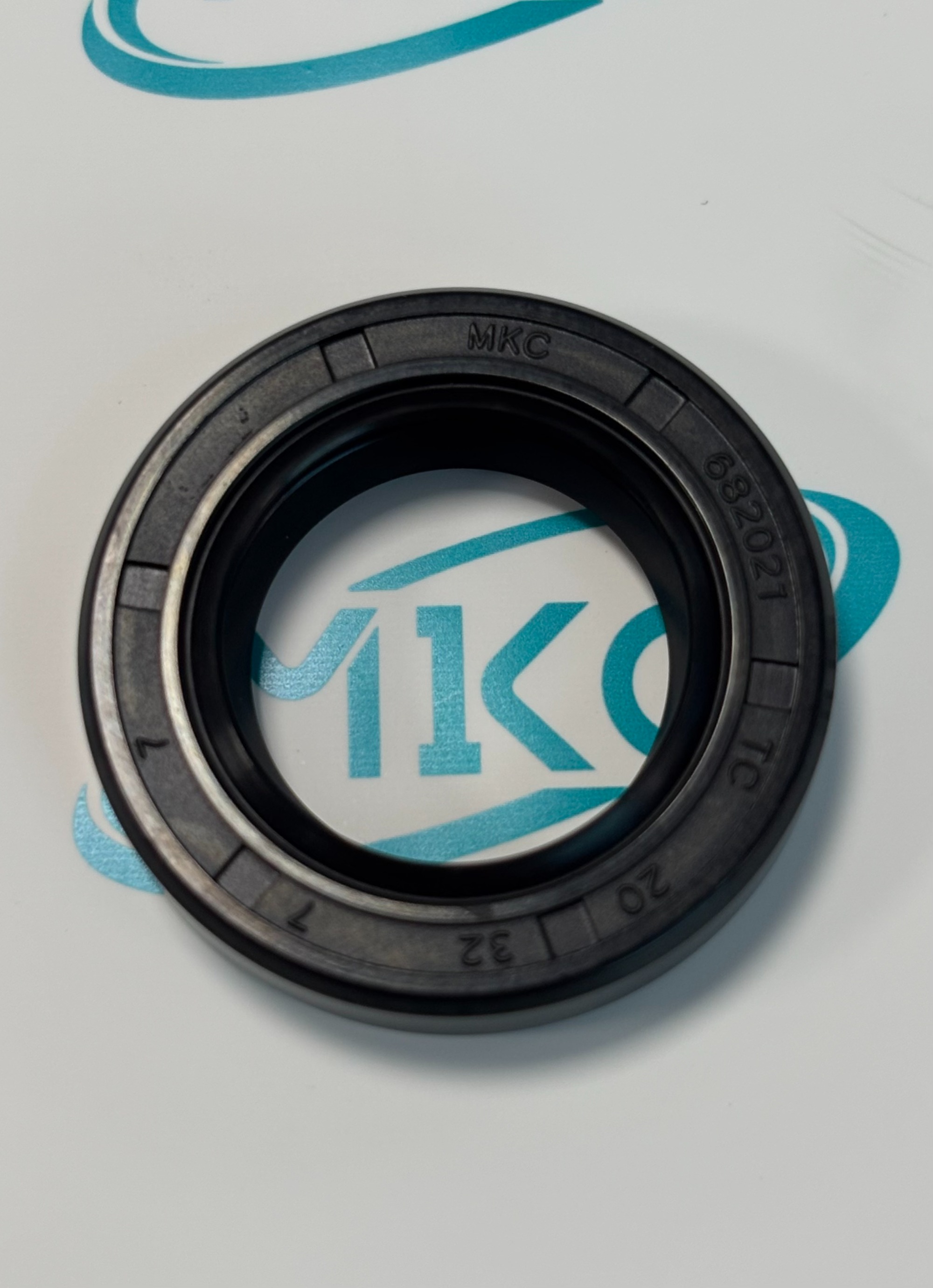 TC Oil Seal 52200-17340MKC 20*37*7