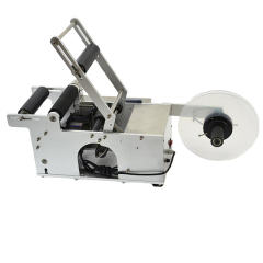 Manual Labeling Machine For Cosmetics Small Size Plastic Bottle