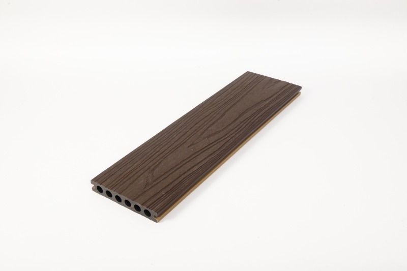 Duetto Capped Decking