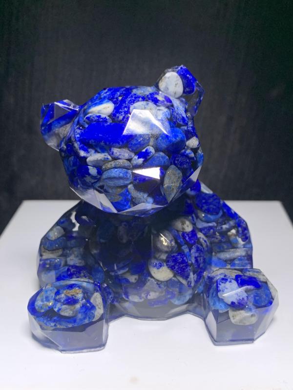 Resin bear Natural crystal chips epoxy resin synthetic handicrafts outside single hot selling