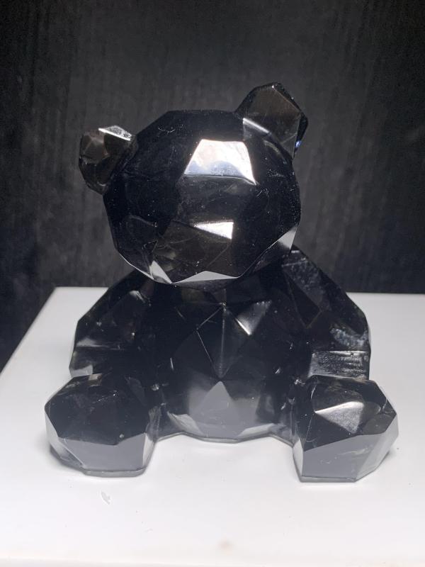 Resin bear Natural crystal chips epoxy resin synthetic handicrafts outside single hot selling