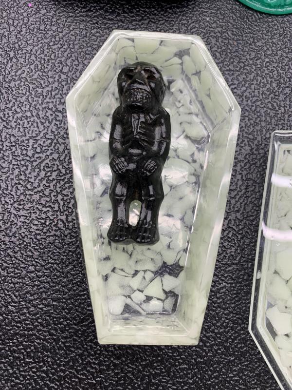 coffin Natural crystal chips  epoxy resin synthetic handicrafts outside single hot selling