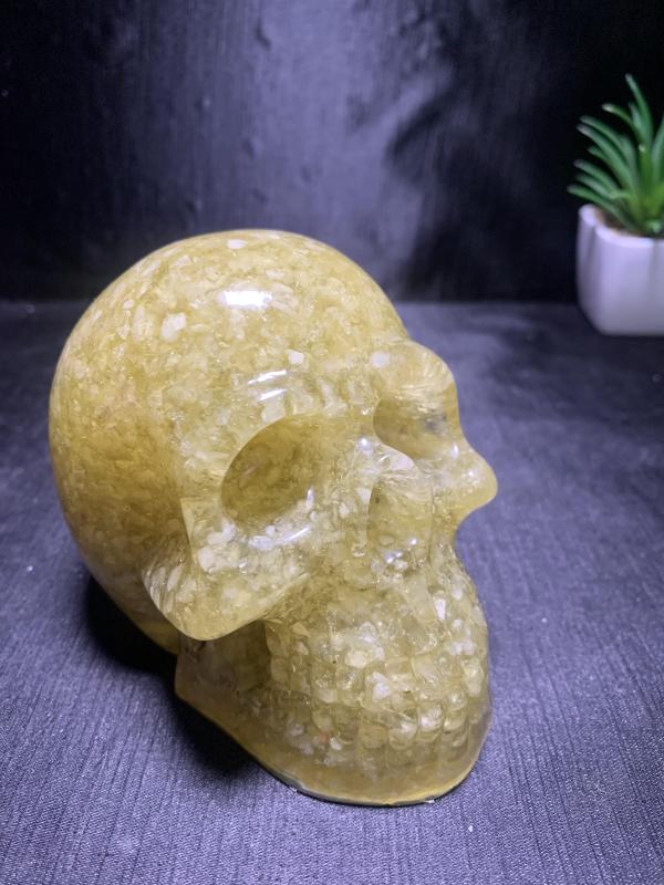 skull Natural crystal chips  epoxy resin synthetic handicrafts outside single hot selling