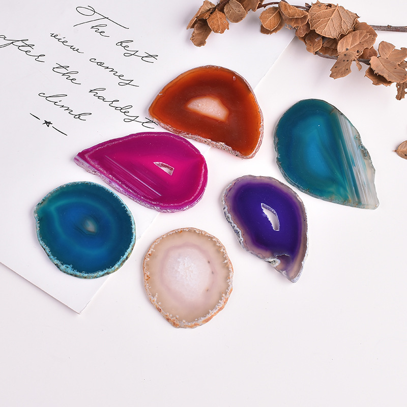 Outer single hot selling natural rough stone edge agate piece electroplating lighting home necklace pendant accessories