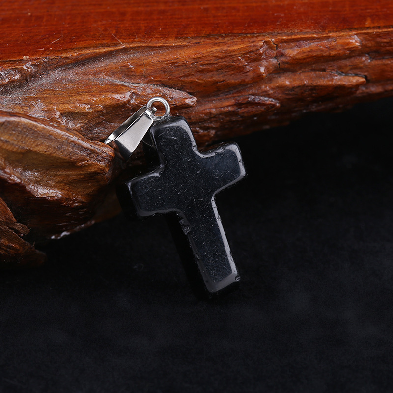 Outer single Hot selling Natural crystal cross Necklace Pendant Popular jewelry