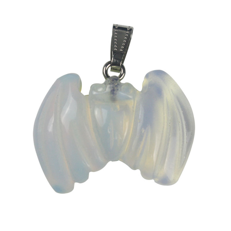 Outer single hot selling natural crystal jade carving piece bat pendant