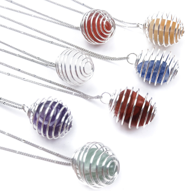 Outside single hot selling natural crystal storage cage spring cage pendant