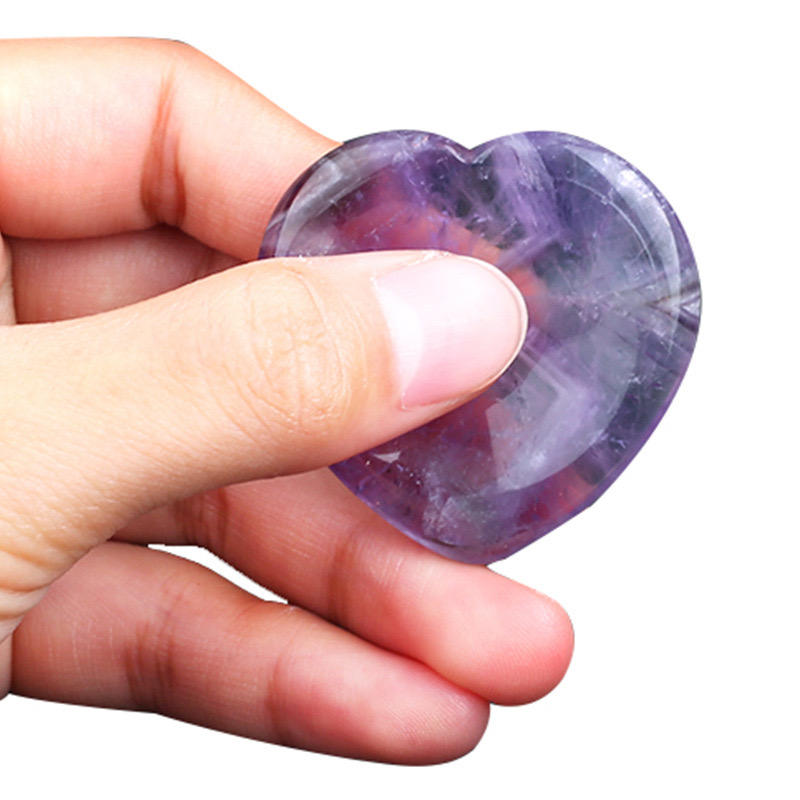 Outer single hot selling new natural crystal worry relief stone love semi-precious stone tumble