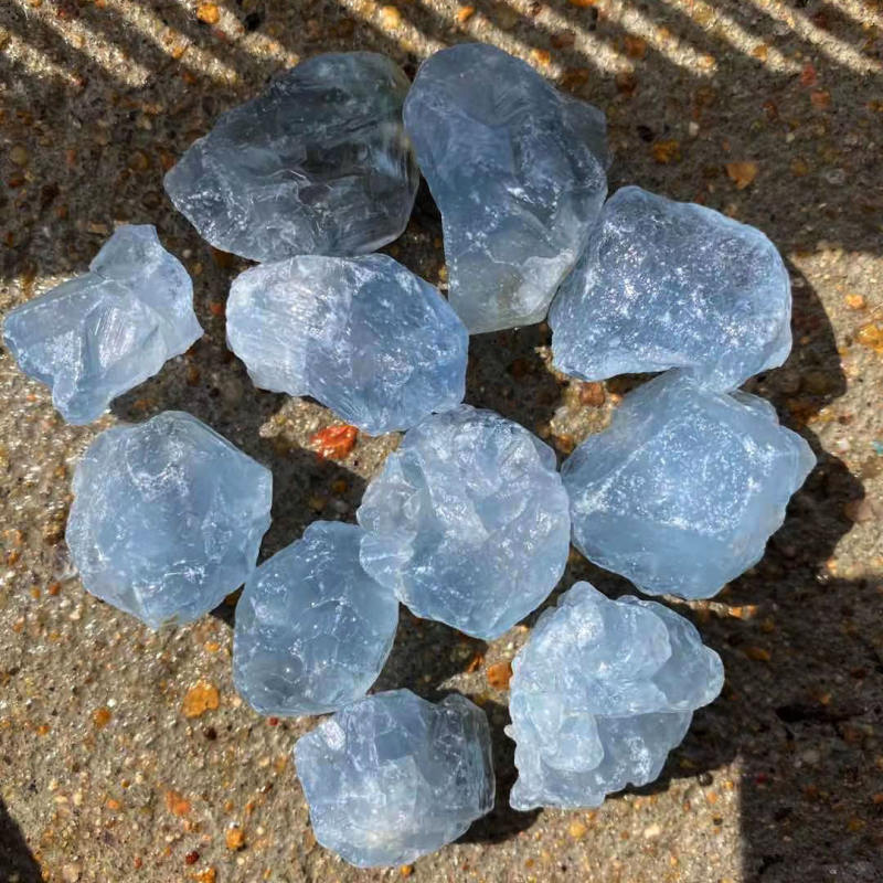 Outside single hot selling natural crystal rough stone backbone lapis lazuli chips DIY handmade accessories pendant ornaments